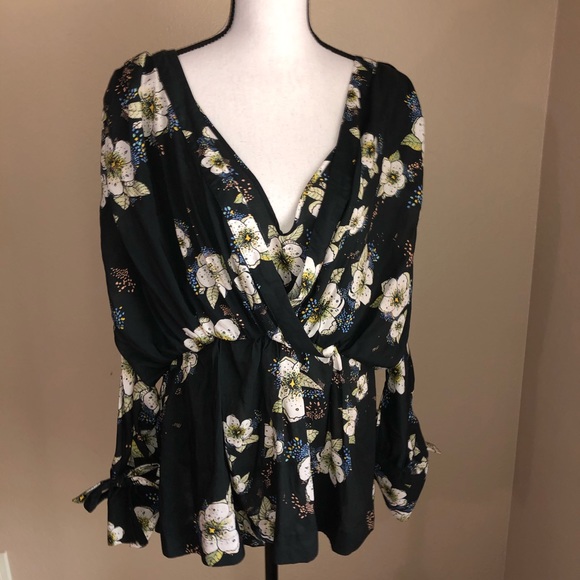 Free People Tuscan Tunic - Picture 4 of 8